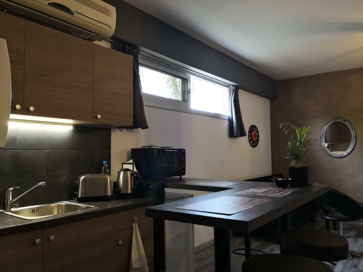 The Room Ларнака Экстерьер фото
